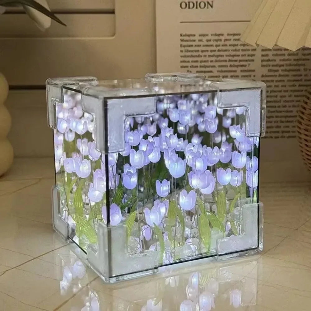 LAMPARA DE TULIPANES INFINITO CON ESPEJO , LAMPARA DE MESA DORMITORIO, SALA ETC LAMPARA DE TULIPANES EXCELENTE PARA UN REGALO DE FECHAS ESPECIALES